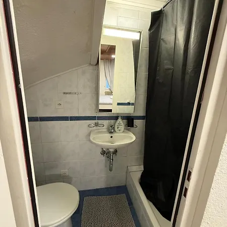 Lejlighed Cosy Avec Wi-fi Et Cuisine Equipee *